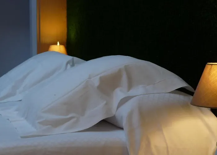 罗杰斯里贝斯酒店 2*