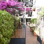 Hotel Ribes Roges Vilanova i la Geltrú