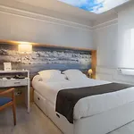 Hotel Ribes Roges