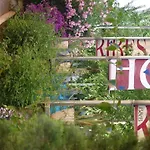 Hotel Ribes Roges 2*