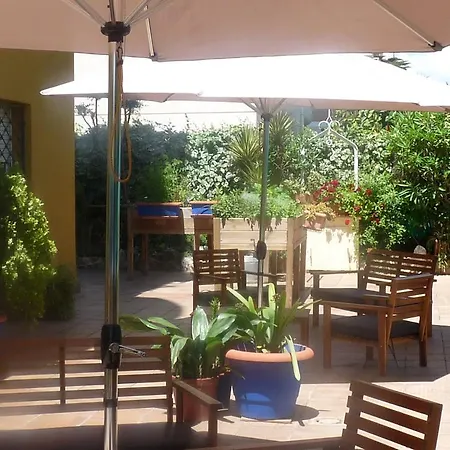 Ribes Roges Hotel
