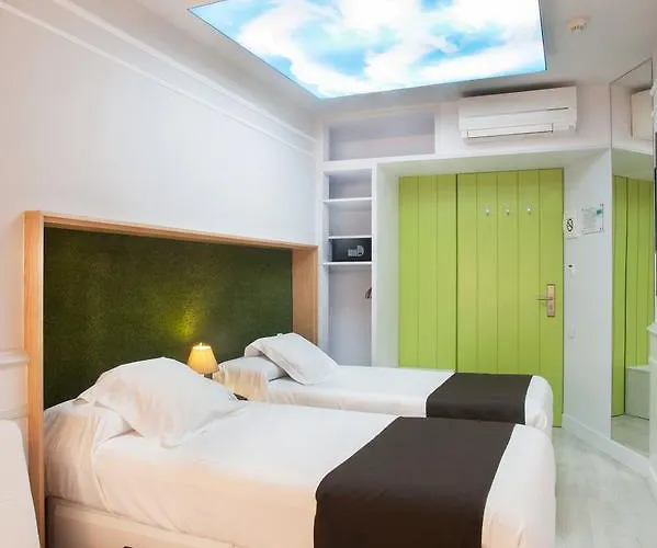 Ribes Roges Hotel
